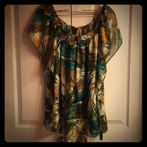 Tops - Butterfly flutter sleeve blouse 1x more like 26/28